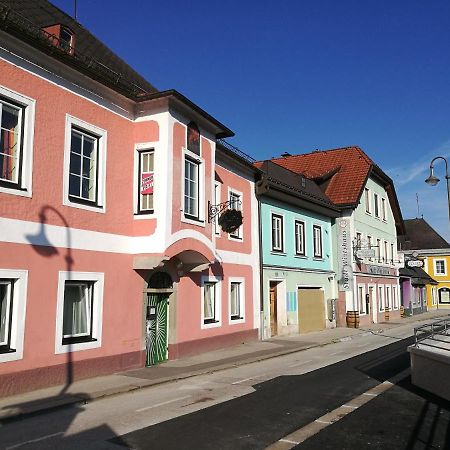 Gaestezimmer & Apartment Mayrhofer Waidhofen an der Ybbs Luaran gambar