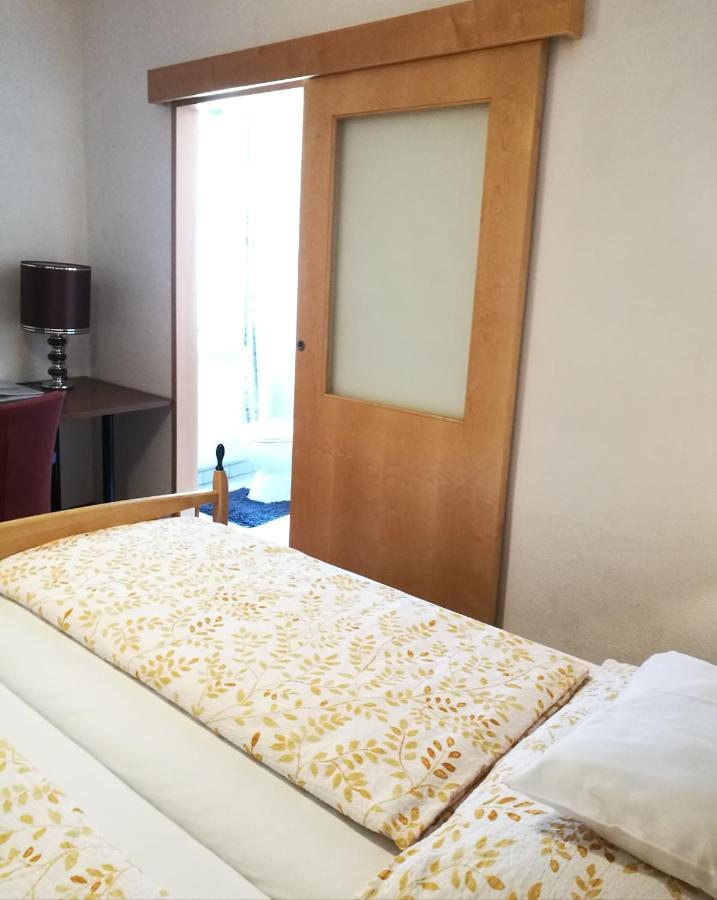 Gaestezimmer & Apartment Mayrhofer Waidhofen an der Ybbs Luaran gambar